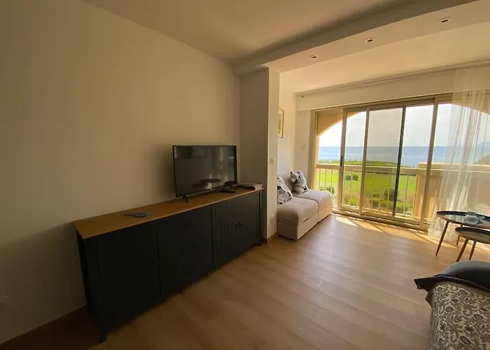 Sea-view - Wifi - Parking Daire *